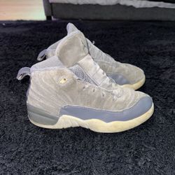 Jordan 12 