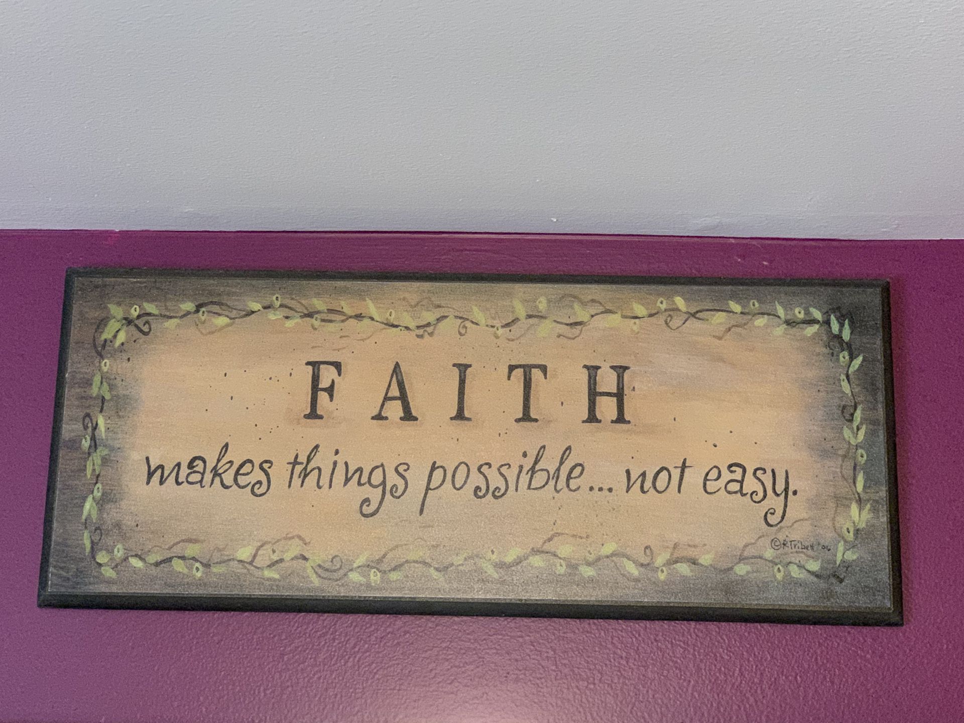 Wall Art Quote Room Decor- Faith makes things possible... not easy