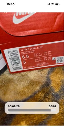 Nike woman’s low dunks