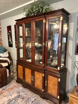 Chinese Hutch