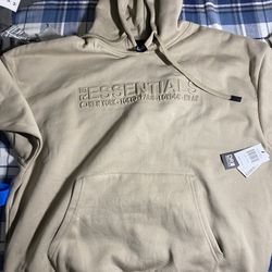 L Essential Sweatshirt 