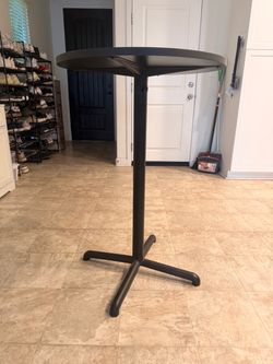 Black Round Bar Height Table