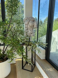 Art Statue + Pedestal