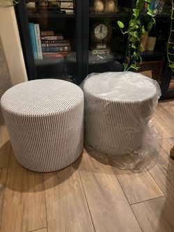 Hampton pouf ottomans