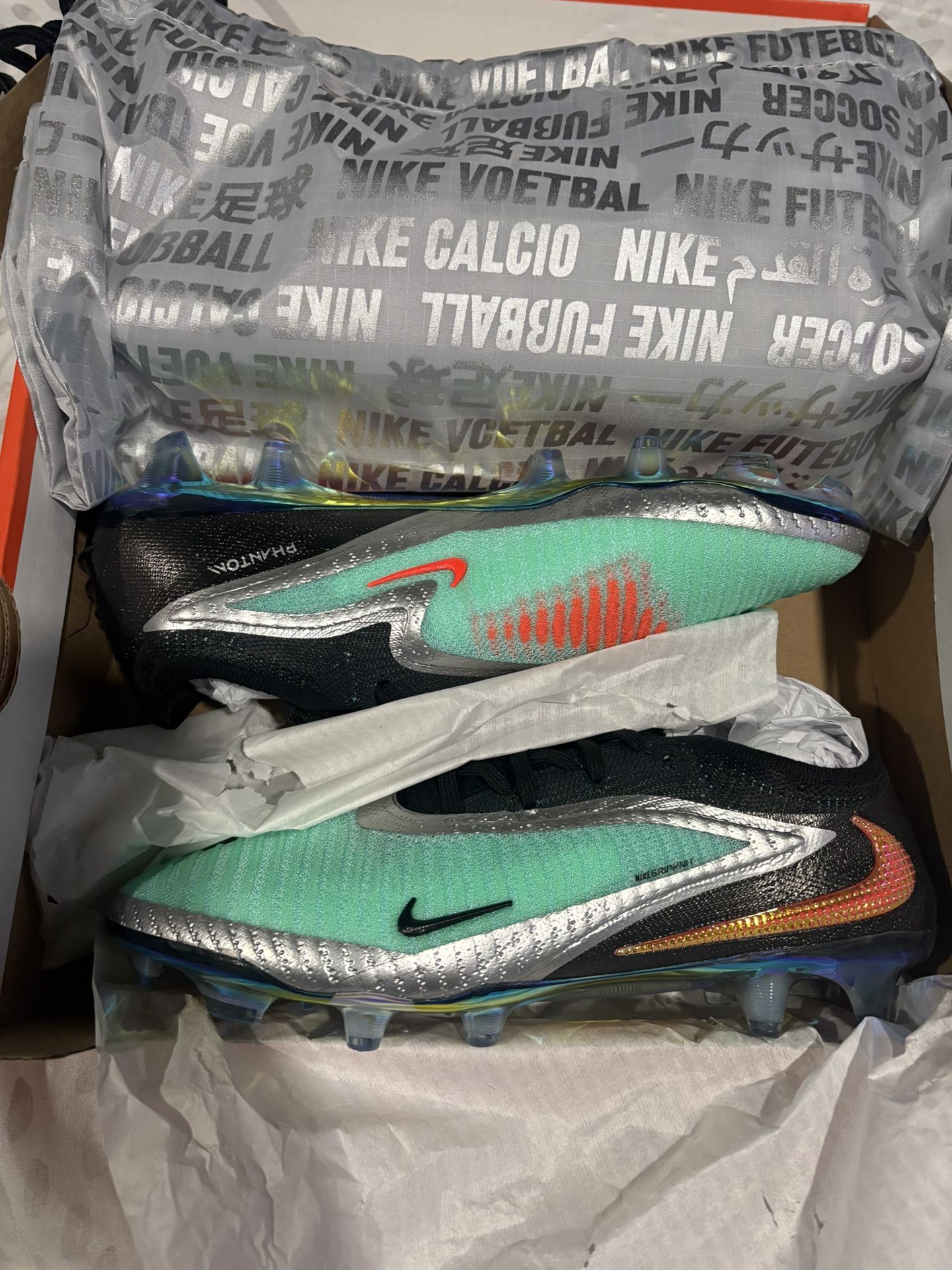 Phantom 6 Low Elite LE FG