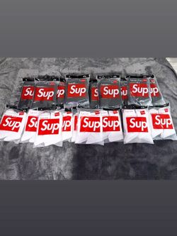 SUPREME SOCKS