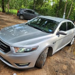 2017 Ford Taurus