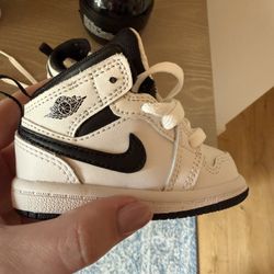 Nike Air Jordan 1 Retro High Toddler