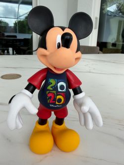 2020 Disney parks 7” Mickey Mouse pvc figure  In great condition