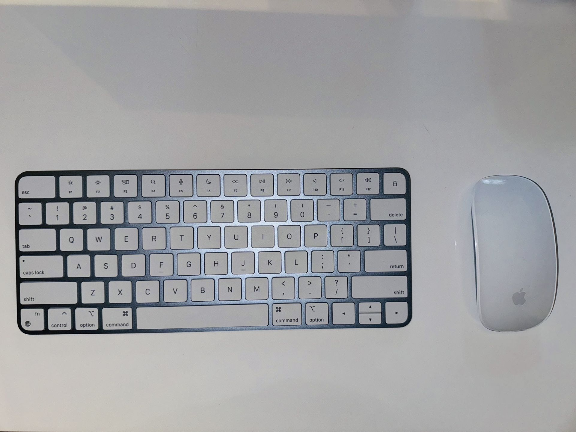 NEW Wireless Apple Certified Keyboard & Mouse (Blue)
