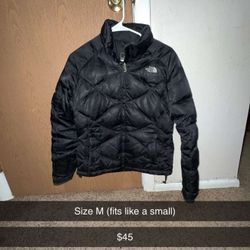 North Face Coat Size Woman’s Medium 