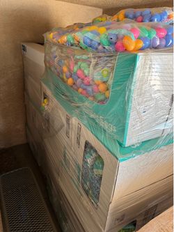 Easter Eggs/Grass Pallet