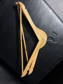 USED 2 Unbranded Vintage Wishbone Wooden Hangers Men’s Coat/Suit/Clothes