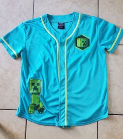 Minecraft Boys Shirt. Size XL