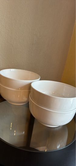 Set of 4 White Ceramic Bowls