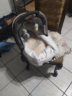 PORTABLE BABY BED AND CARRIER