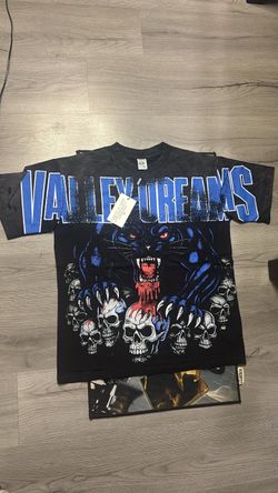 Valley Dreams “Black Panther” T-Shirt GREAT DEAL