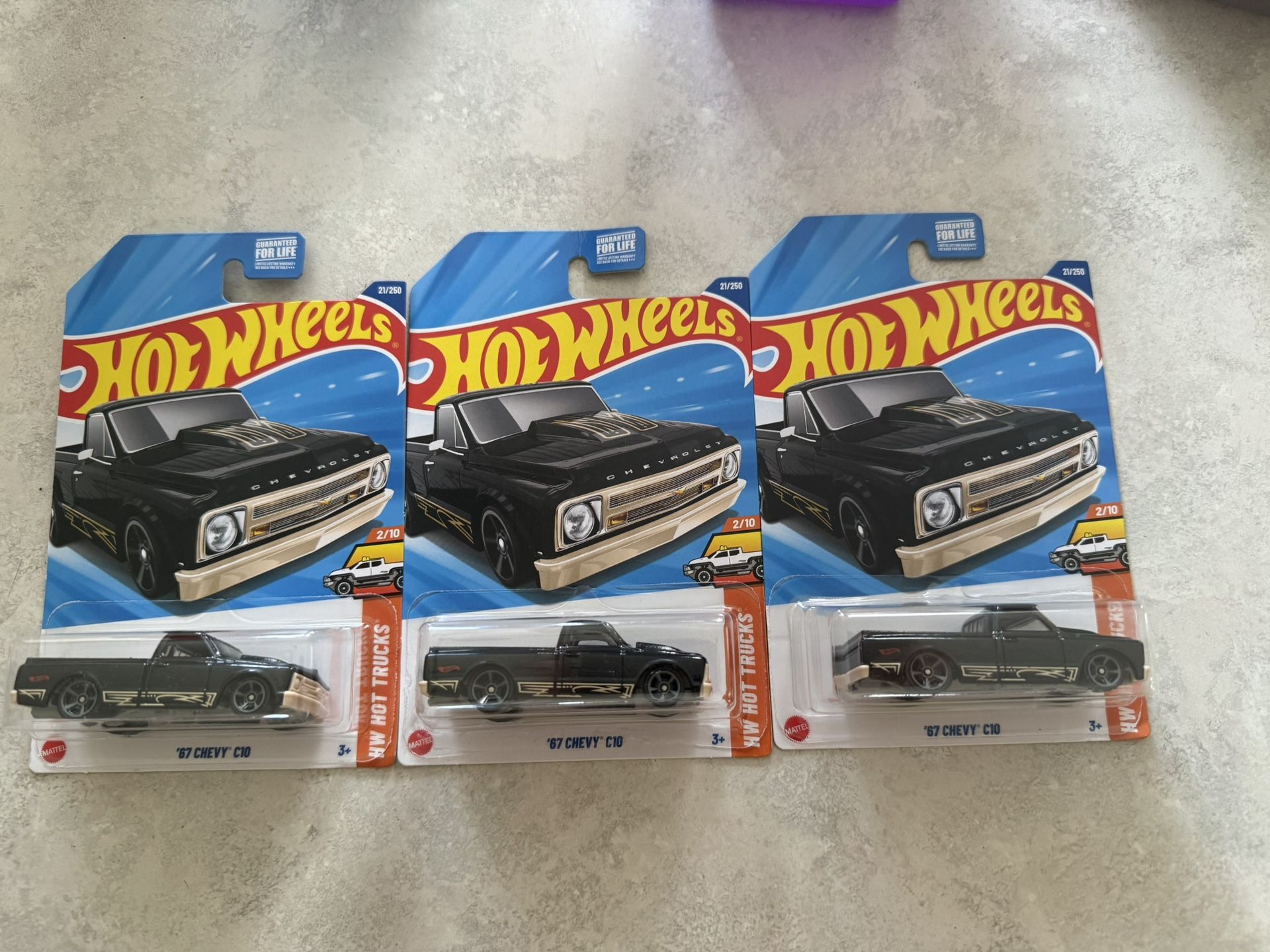 Hot Wheels Hot Trucks ‘67 Chevy C10