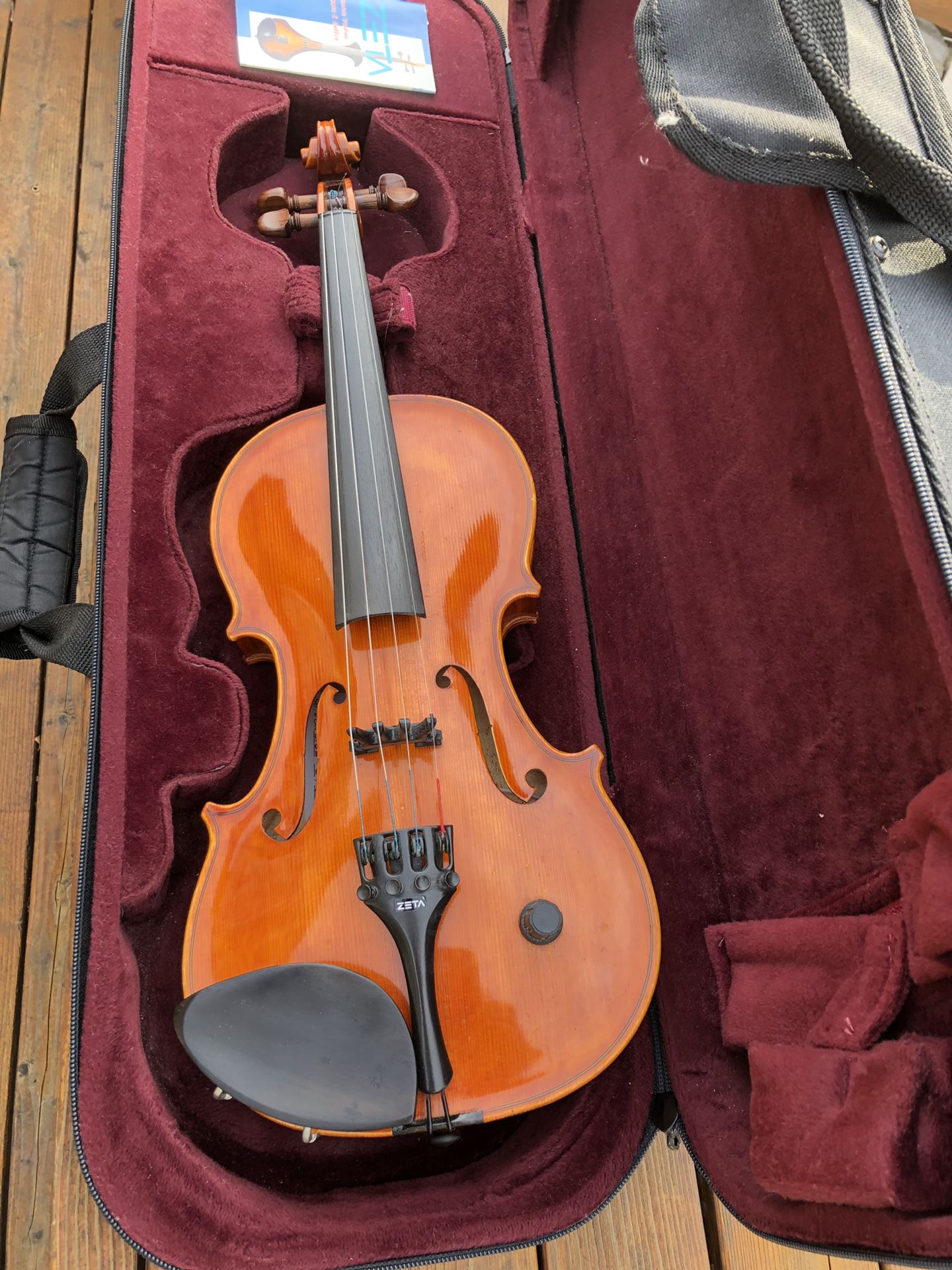 stege Vant til Editor Zeta Violin for Sale in Melrose Park, IL - OfferUp