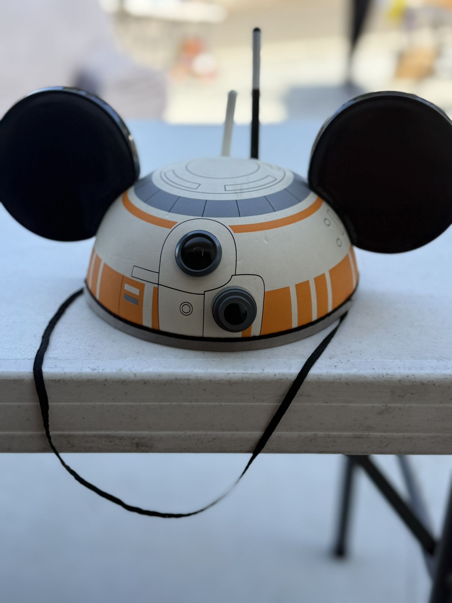 Disneyland Star Wars R2d2 Kid Hat