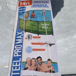 Brand New 14ftx48in Pool Set - $550