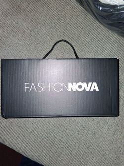 Fashion Nova Heart Kitten Heel Sandals