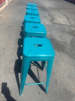 6 barstools / 6 bancos de barra 30” usados buenos
