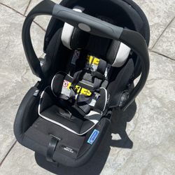 Graco Car Seat 