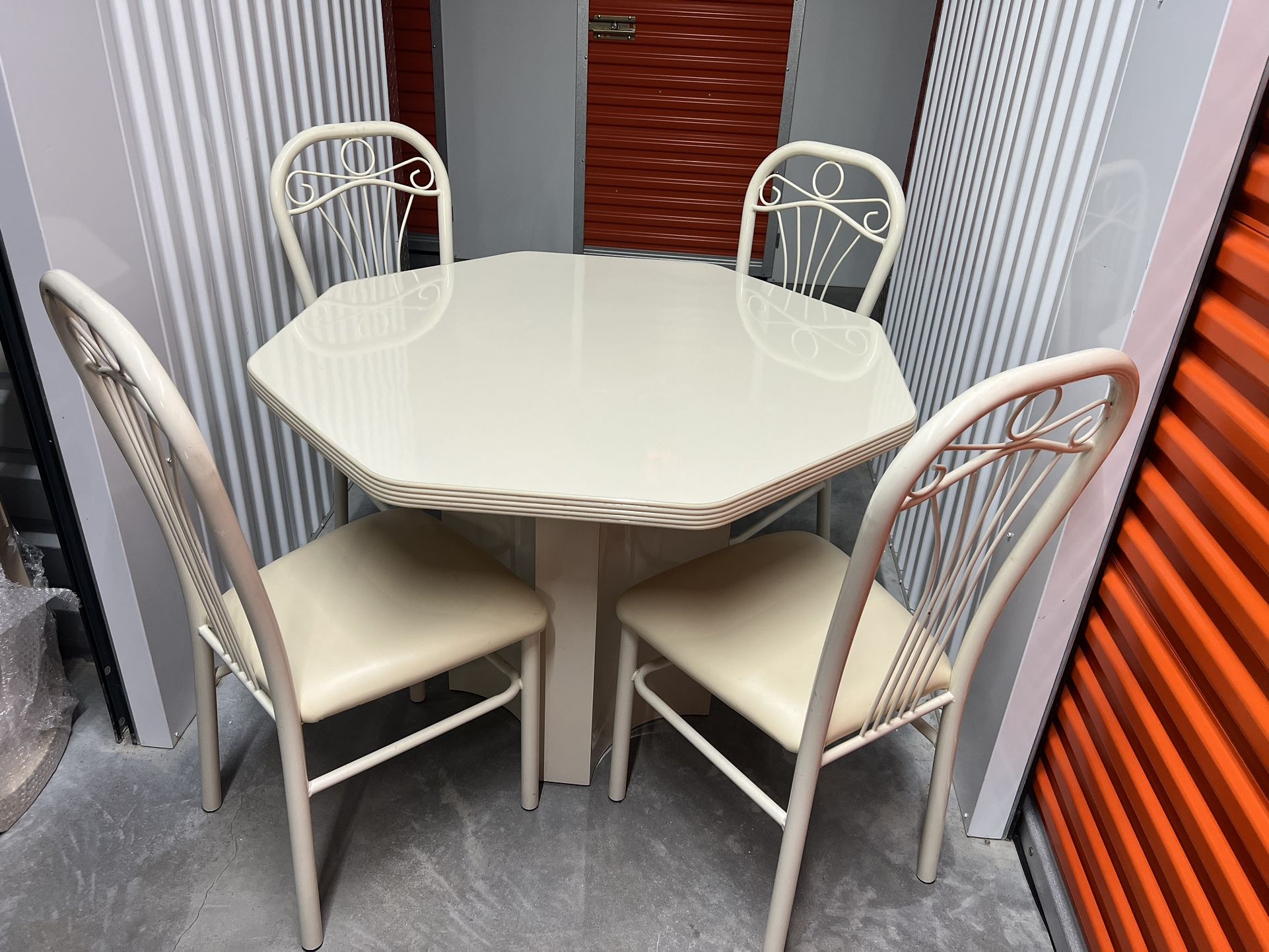 Breakfast Table