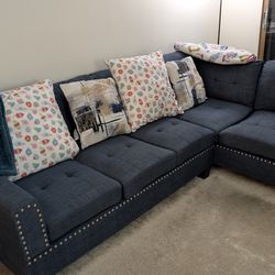 Blue L Shaped Sectional Sofa with Chaise. Couch in very Good Condition