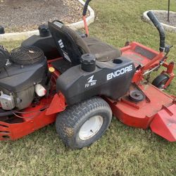 Riding lawnmower zero turn for sale 600 runs great