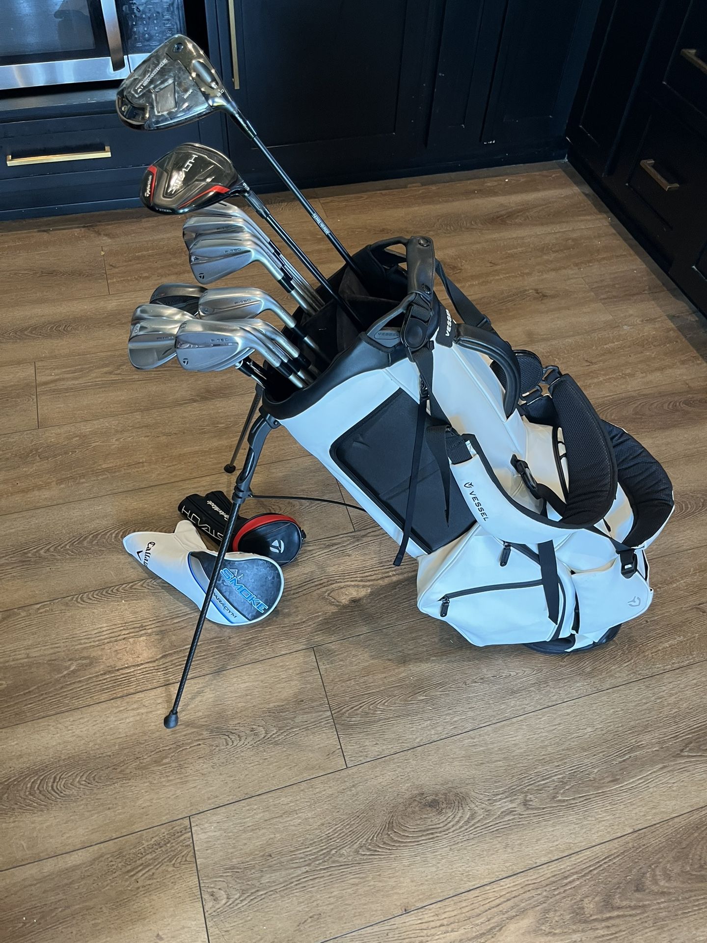 “Beautiful “ Taylor Made,VESSEL, Callaway, Complete Set 13 Clubs,P-790 irons,FOURTEEN Wedges Plus More 💰 $1099 OBO