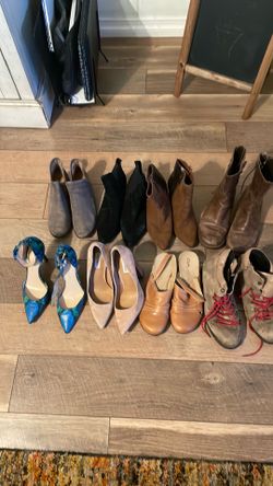 Women’s shoes size 9