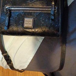 2017 Dooney & Bourke Sketch Disney Parks Icon Crossbody Bag 