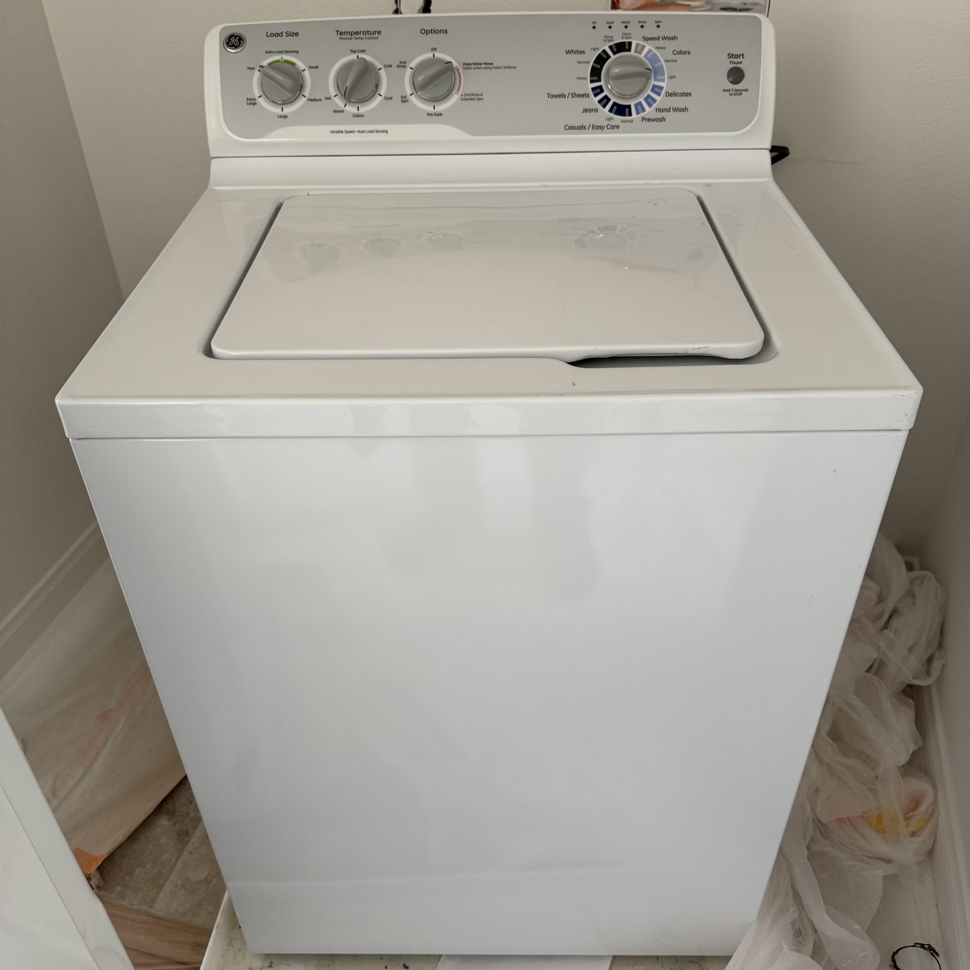 GE 3.8 DOE cu. ft. stainless steel capacity washer Very Clean and Perfect Working Condition