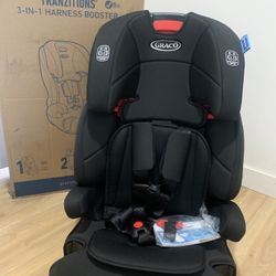 New Graco Booster Seat ( Car seat)