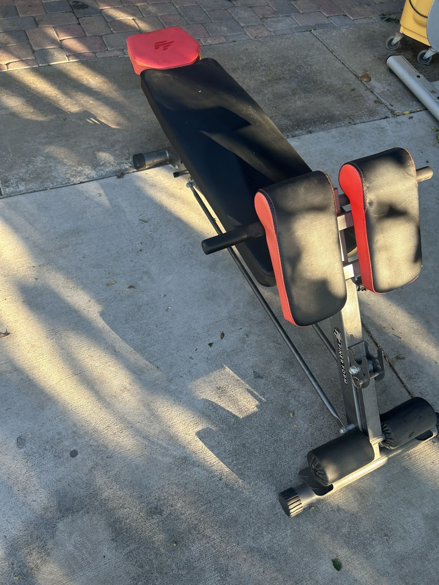 Bench + 2 Weight Sets