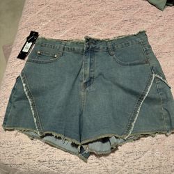 Nwt Womens Bebe Size 10/30 Jean Shorts 