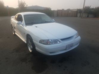 Ford Mustang 98 Gt