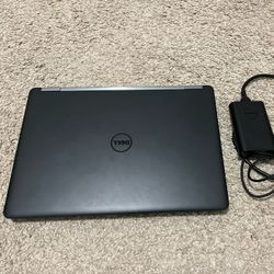 Dell Latitude E5470 + Docking Station/Power Supply + Logitech MK710