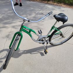 Women's Schwinn Beach Cruiser 