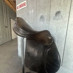 Prestige Jumping Saddle 