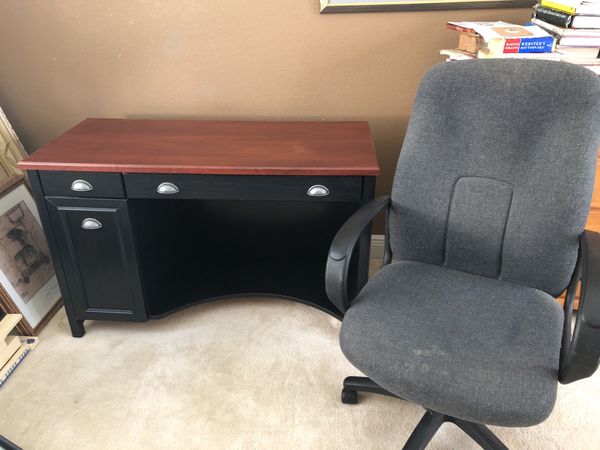 Office desk and chair for Sale in Naples, FL - OfferUp