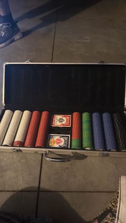 Poker Chip Set with Aluminum Case