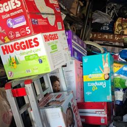 Diapers Size Pampers Size 3 & Kirkland 3,4,5