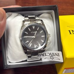 Invicta Chrome Watch Grey Dial New