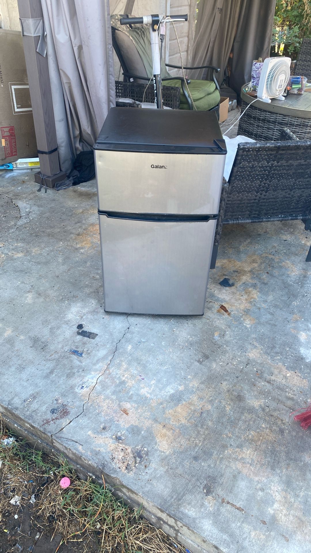 Mini Fridge