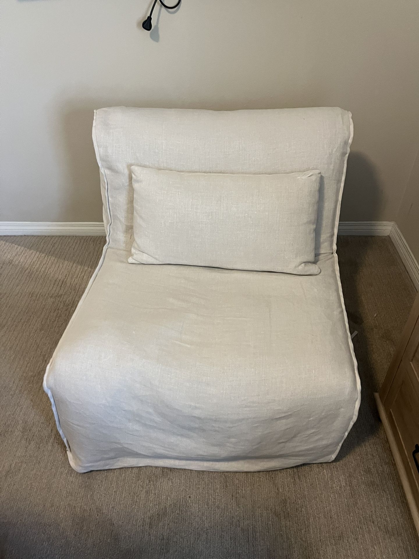 Sofa Chair- Pulls Out Into A Bed
