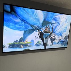 Samsung 70" 4K UHD Smart TV
