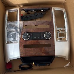 2011 Ram Laramie Center Console Dash OEM 